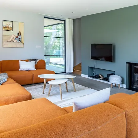 Nyte Estate, 20 Min, 1ha, Ac, Ev, Fireplace 别墅 根特