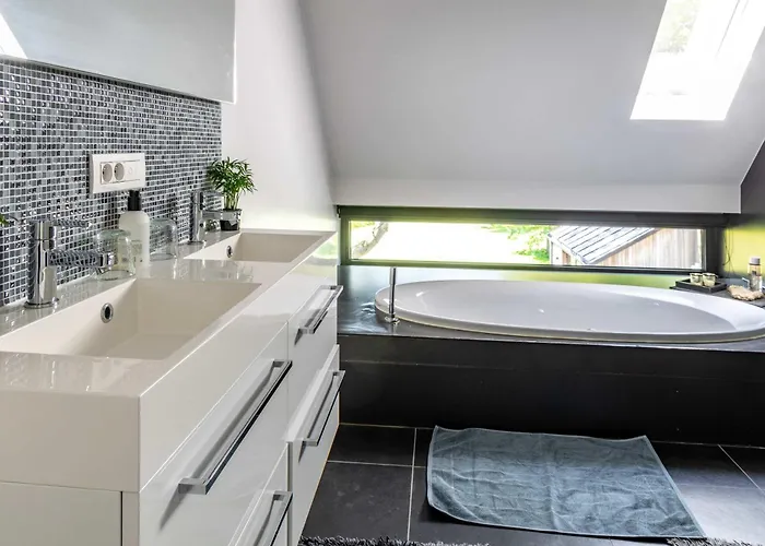 Nyte Estate, 20 Min, 1ha, Ac, Ev, Fireplace Ghent